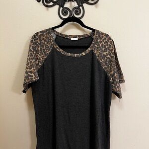 JODIFL Black Top with Leopard Print Sleeves